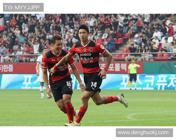 手机直播浦和红钻足球比赛精彩瞬间回顾与分析