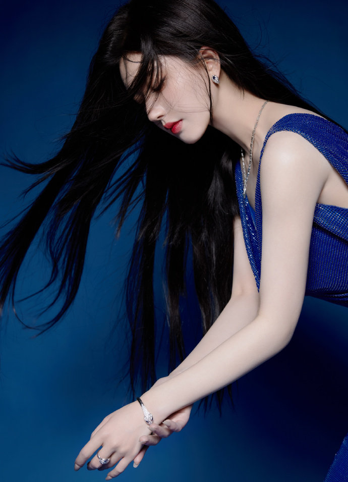 球速体育app5G天天视频多人运动5G天天视频多人运动app官方下载V(图1)
